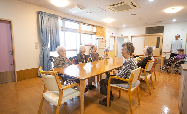 特別養護老人ホームれんげの郷
